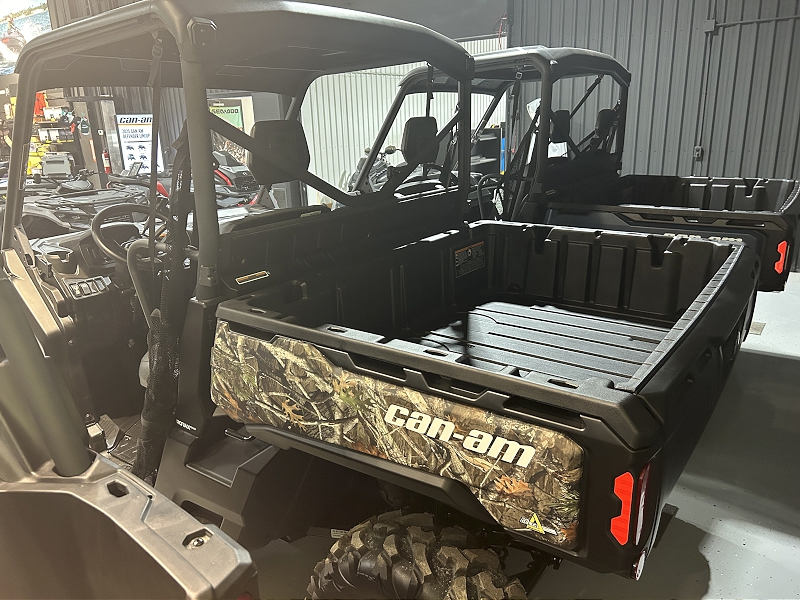 ATV & Utility Vehicles  2025 CAN-AM DEFENDER XT HD10 SIDE BY SIDE Photo