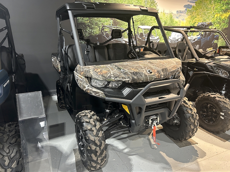 ATV & Utility Vehicles  2025 CAN-AM DEFENDER XT HD10 SIDE BY SIDE Photo