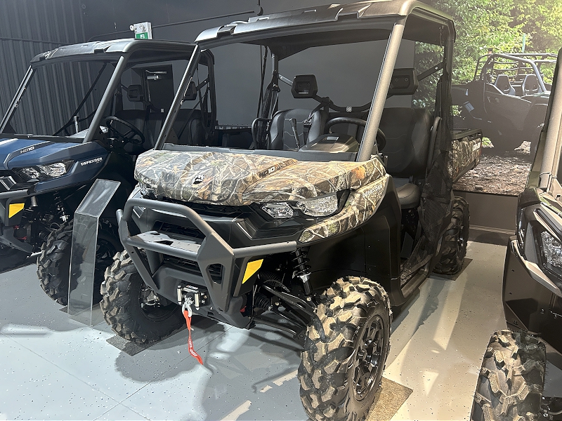 ATV & Utility Vehicles  2025 CAN-AM DEFENDER XT HD10 SIDE BY SIDE Photo