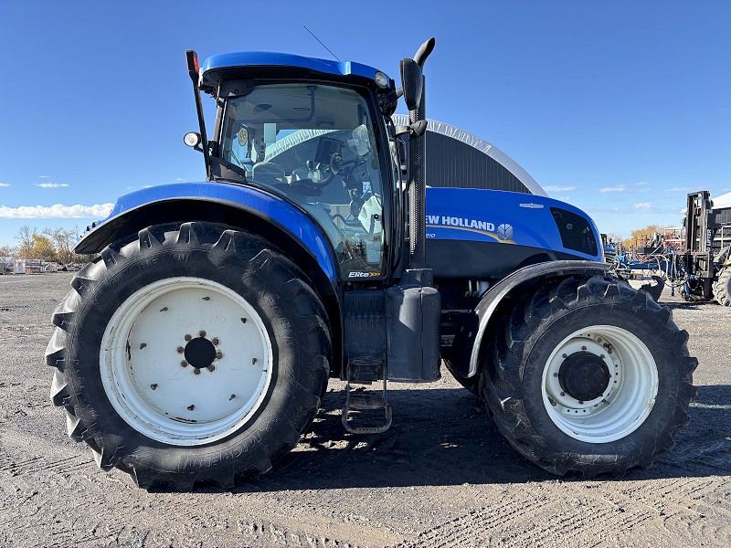 2012 NEW HOLLAND T7.210 TRACTOR