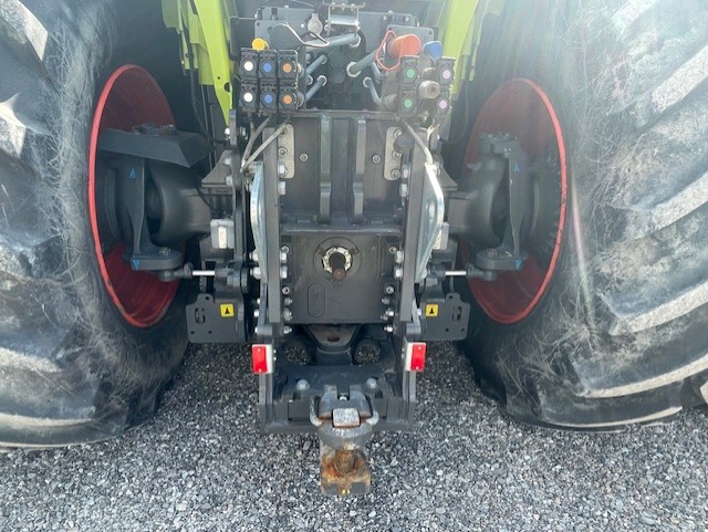 2021 CLAAS XERION 5000 TRACTOR