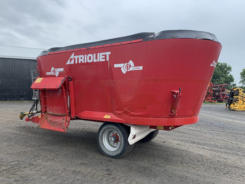 2018 TRIOLIET SOLOMIX 2 2000 ZK PULL TYPE TMR FEED MIXER