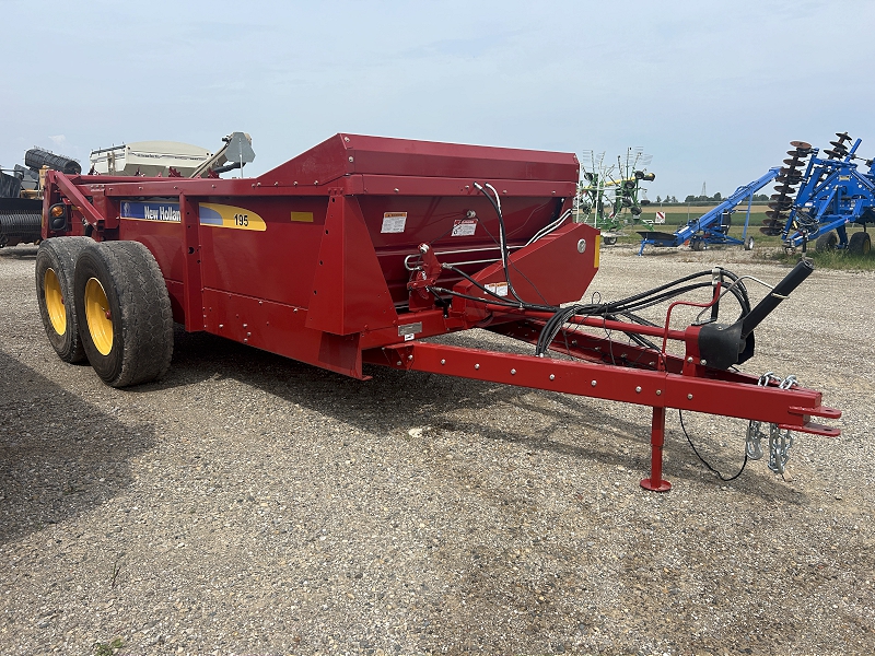 2025 NEW HOLLAND 195 MANURE SPREADER