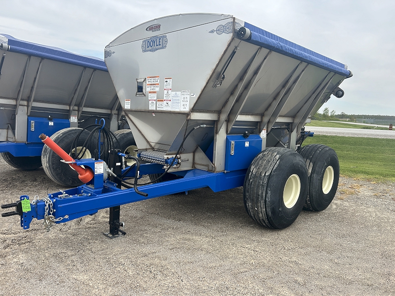 2025 DOYLE 8 TON PULL TYPE FERTILIZER/LIME COMBO SPREADER