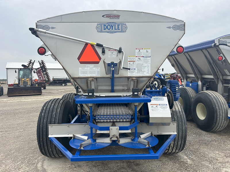 2025 DOYLE 8 TON PULL TYPE FERTILIZER/LIME COMBO SPREADER
