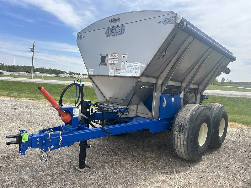2025 DOYLE 8 TON PULL TYPE FERTILIZER/LIME COMBO SPREADER