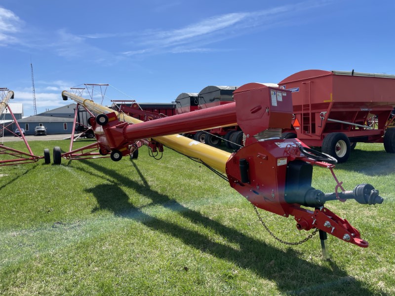 2025 WESTFIELD MKX2 13X74 GRAIN AUGER