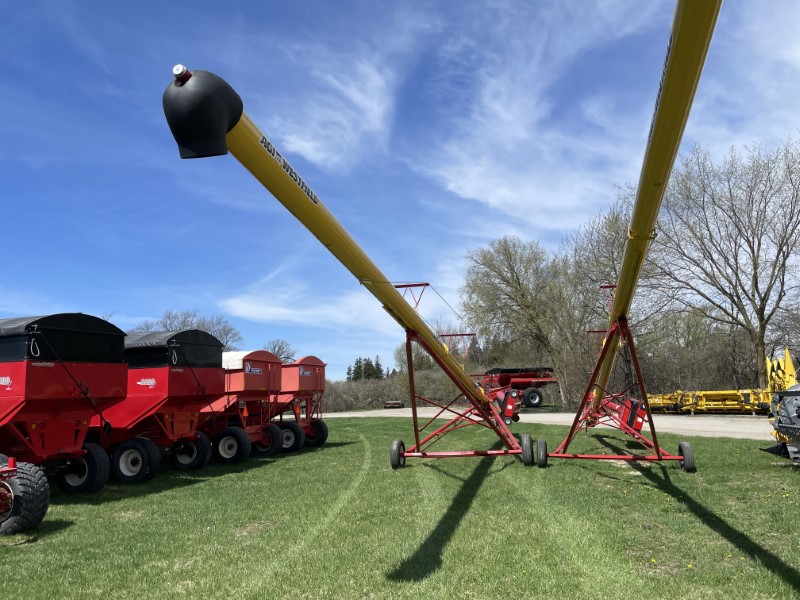 2025 WESTFIELD MKX2 13X74 GRAIN AUGER