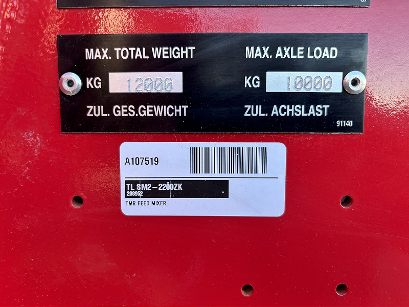 2025 TRIOLIET SOLOMIX 2 2200 ZK TMR FEED MIXER