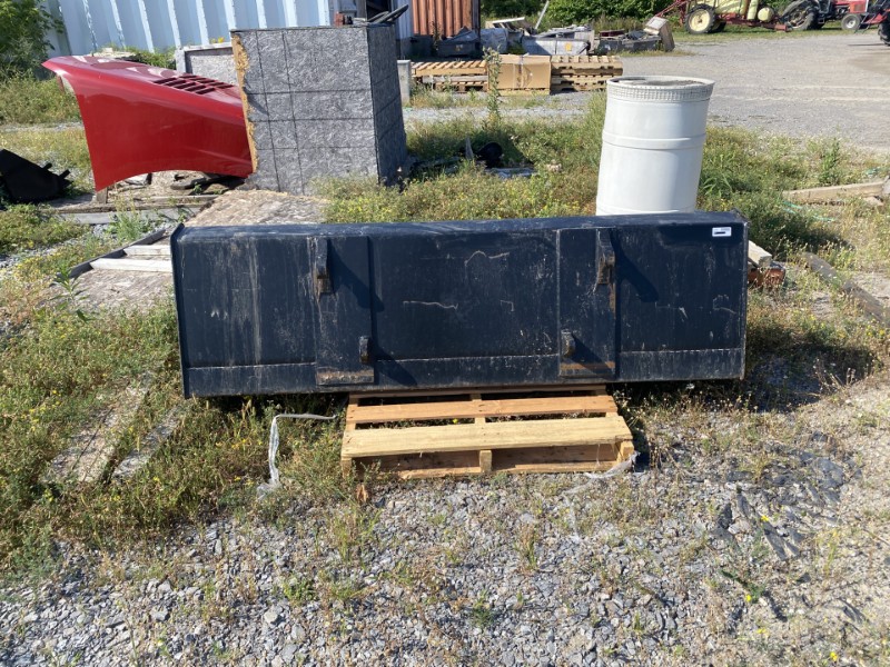 2024 CASE IH 84 INCH BUCKET