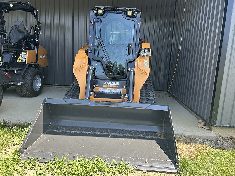 2025 CASE TR270B COMPACT TRACK LOADER