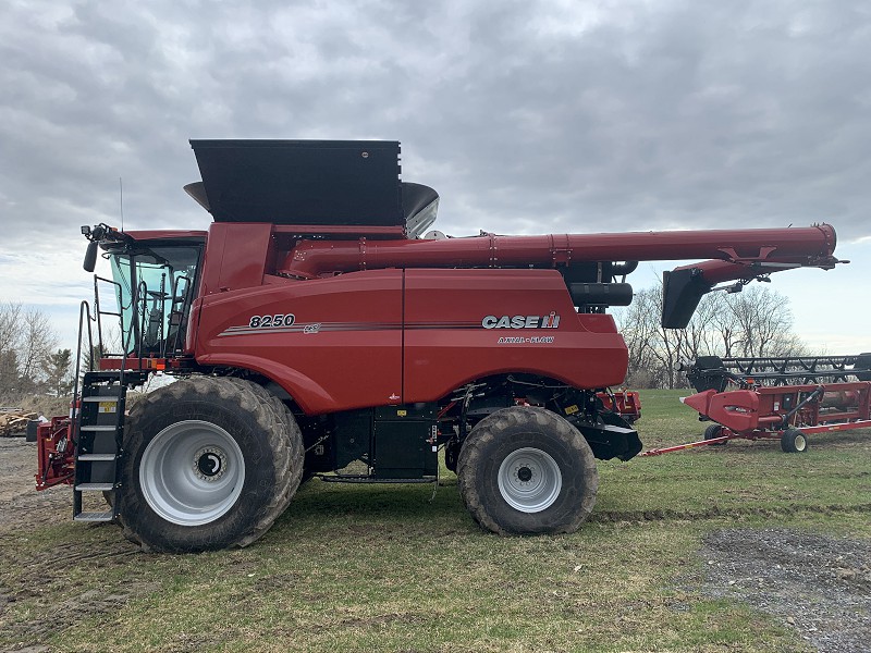 2024 CASE IH 8250 COMBINE