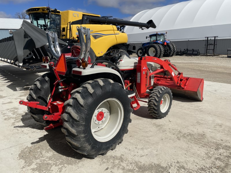 2009 NEW HOLLAND BOOMER 8N TRACTOR WITH LOADER