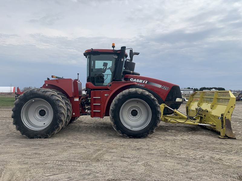 2018 CASE IH STEIGER 420 TRACTOR WITH BLADE