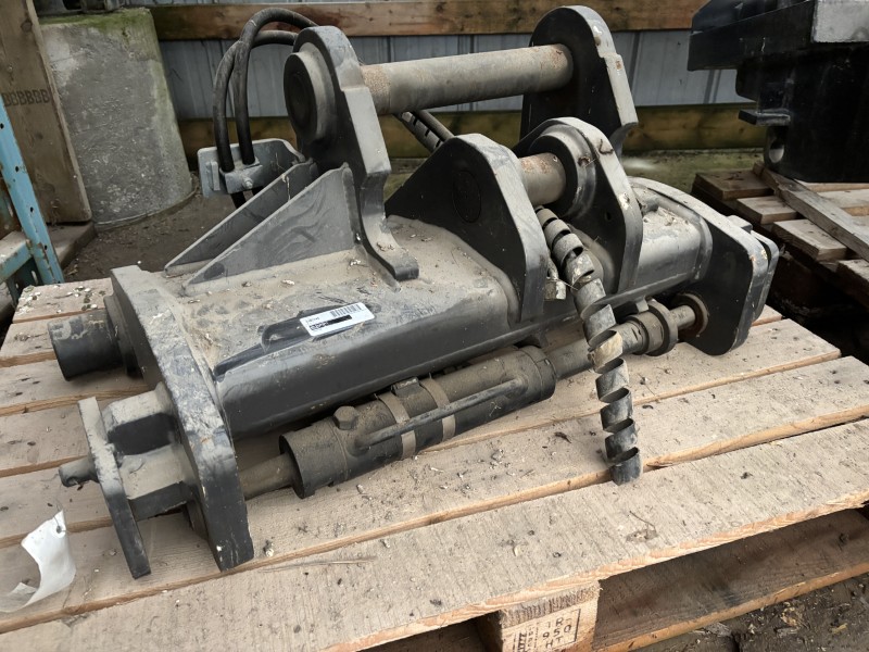 2023 NEW HOLLAND "CNH STYLE" ISO CARRIER/QUICK COUPLER