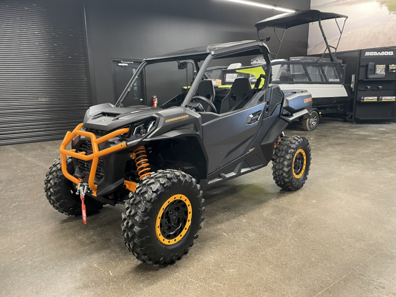 ATV & Utility Vehicles  2025 CAN-AM COMMANDER XT-P 1000R SIDE BY SIDE Photo