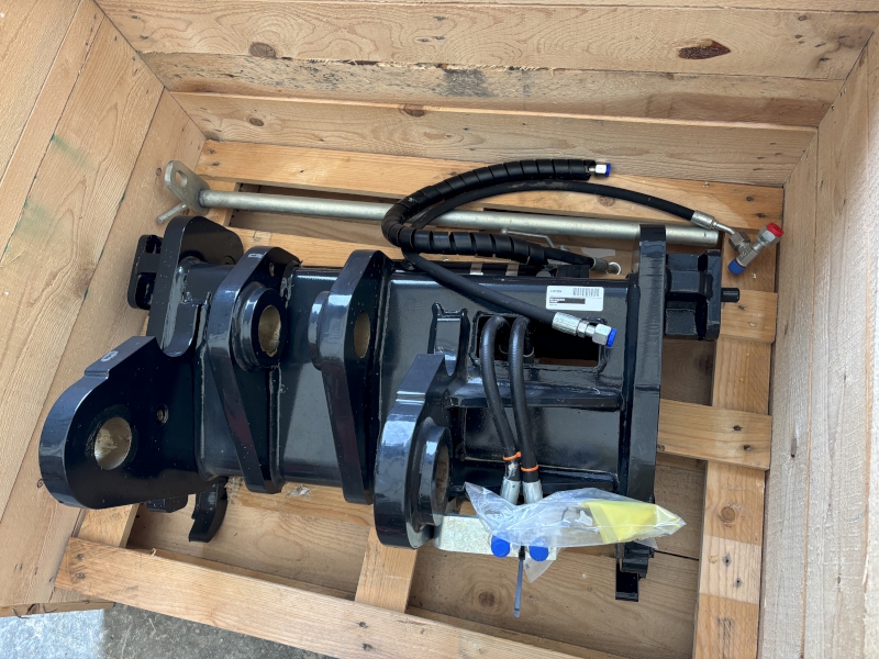 2023 NEW HOLLAND 51464280 TELEHANDLER COUPLER