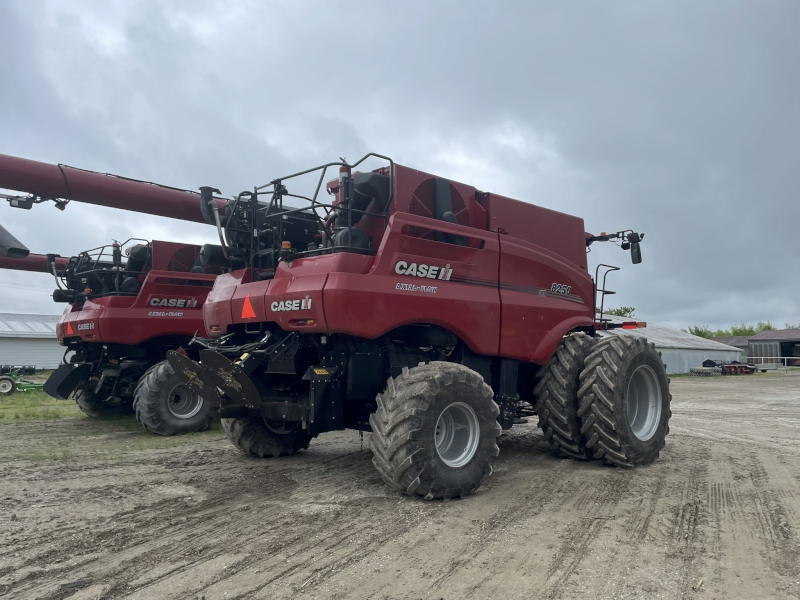 2023 CASE IH 8250 COMBINE