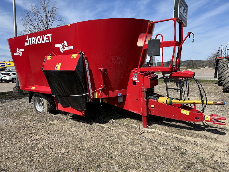 2025 TRIOLIET SOLOMIX 2 2000L ZK TMR FEED MIXER