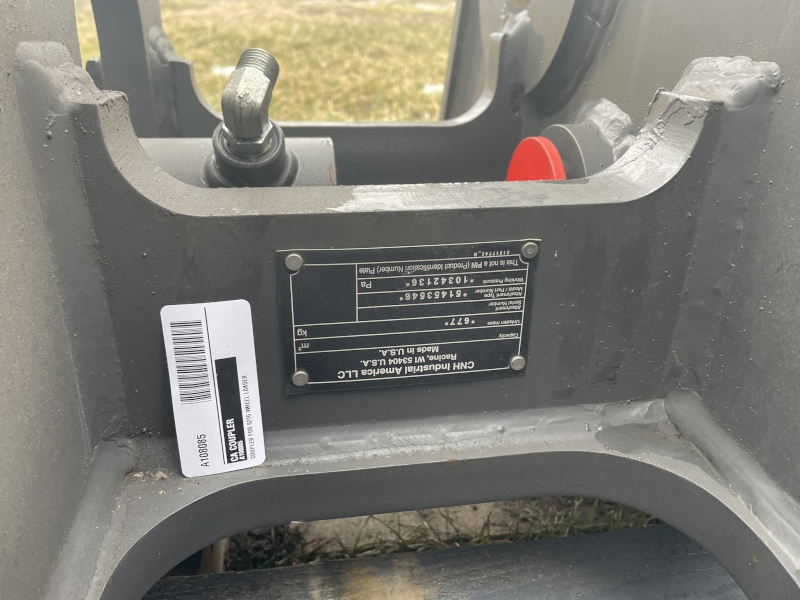 2024 CASE 821 WHEEL LOADER COUPLER