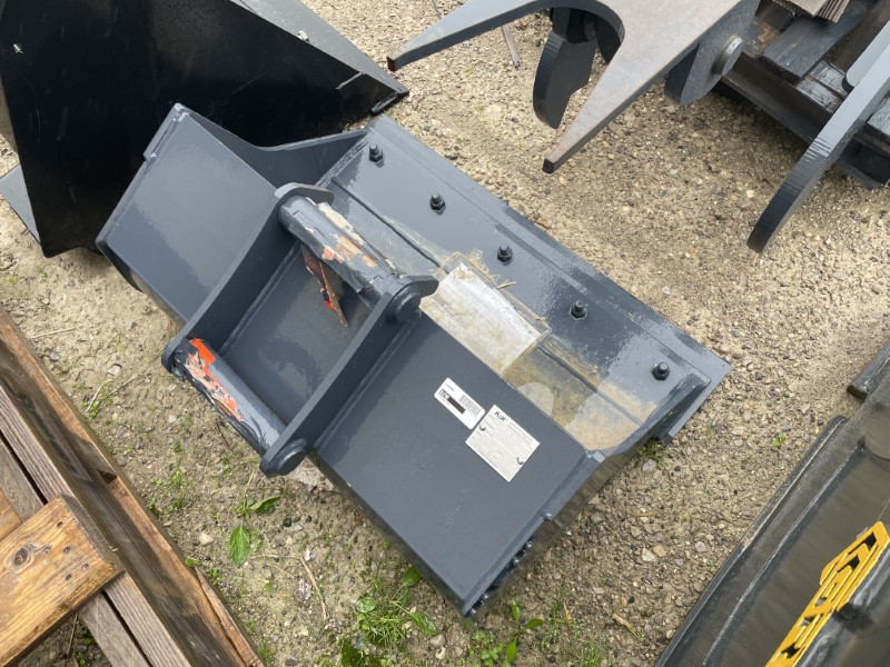 2025 H&H MANUFACTURING CX42D 36 INCH DITCHING BUCKET