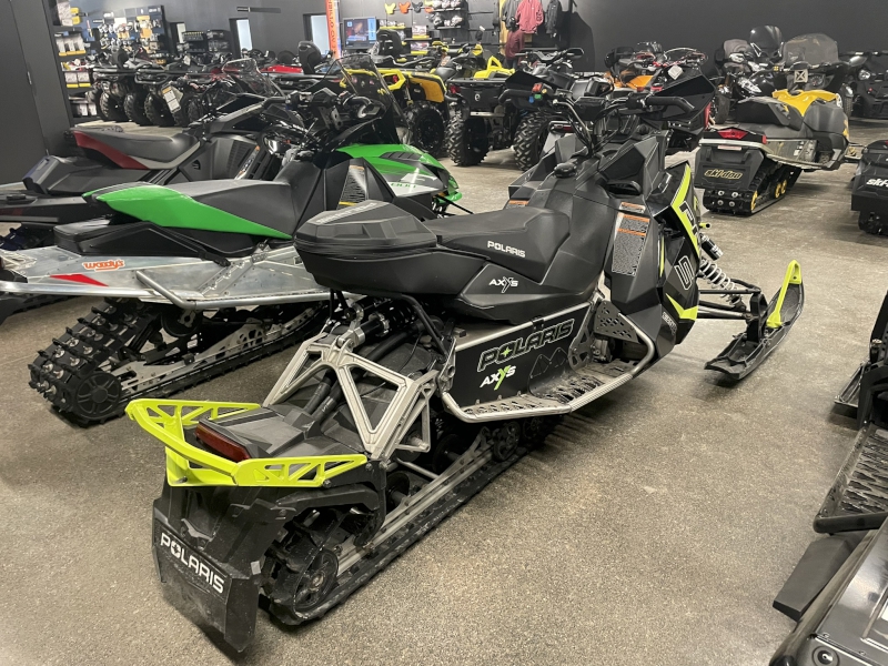 Snowmobiles  2016 POLARIS SWITCHBACK PRO-S 800 SNOWMOBILE Photo