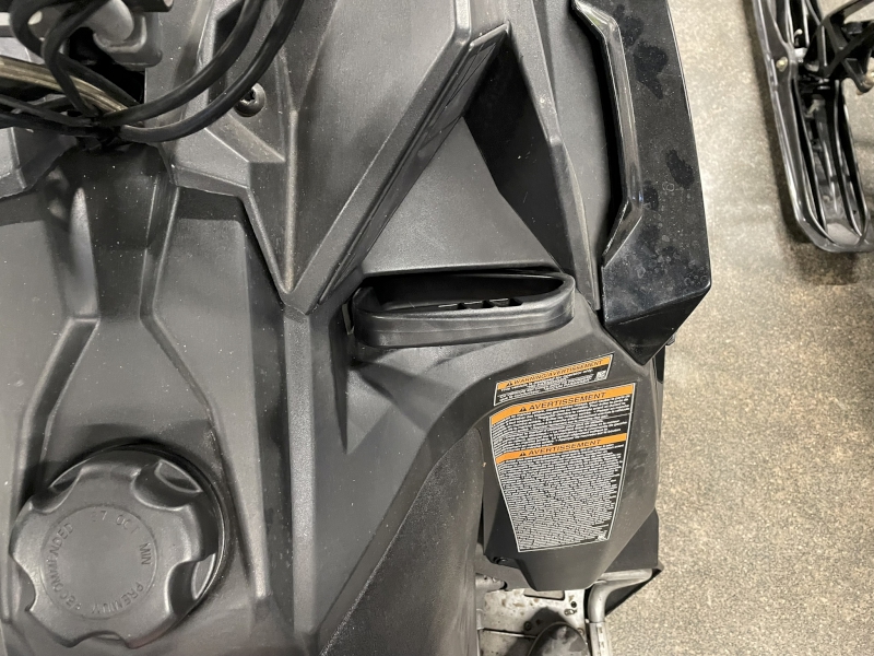 Snowmobiles  2016 POLARIS SWITCHBACK PRO-S 800 SNOWMOBILE Photo