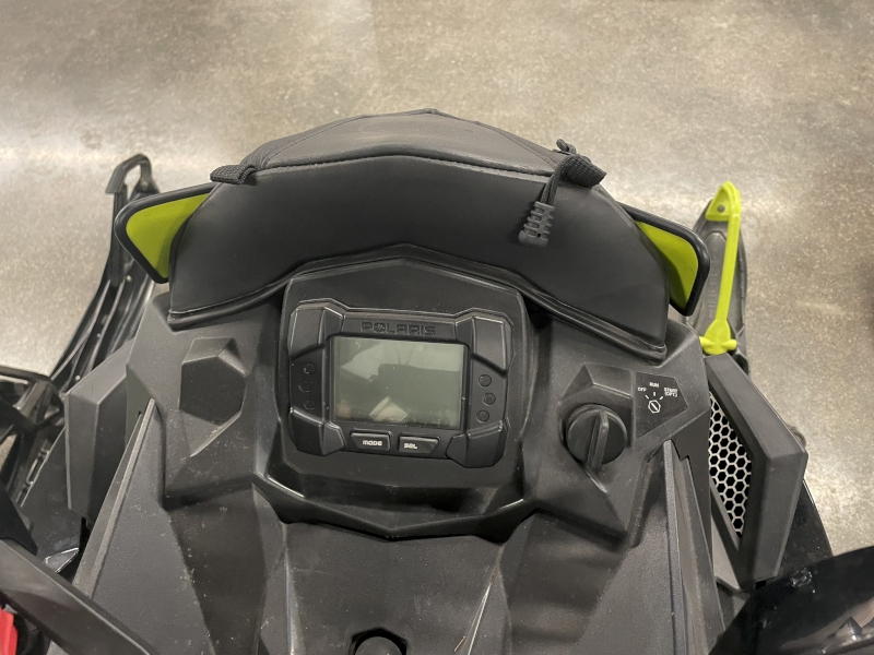 Snowmobiles  2016 POLARIS SWITCHBACK PRO-S 800 SNOWMOBILE Photo