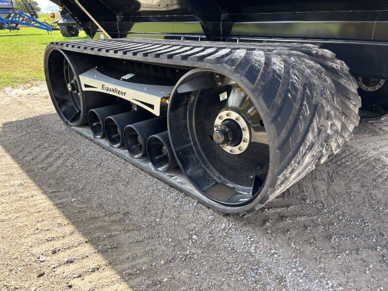 2025 BRENT 2098 AVALANCHE DUAL-AUGER GRAIN CART