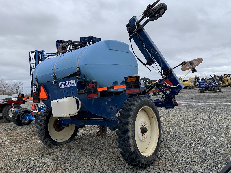 2010 BLU-JET AT3000 FERTILIZER APPLICATOR
