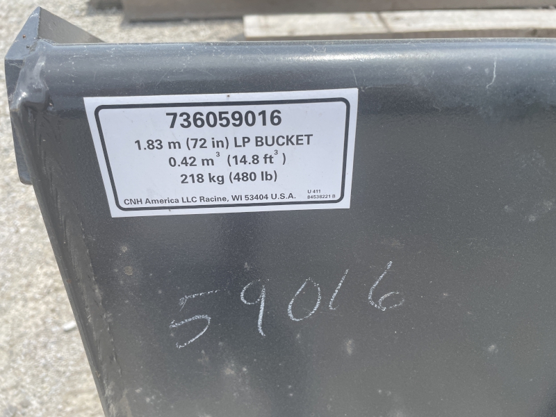 2023 NEW HOLLAND 72 INCH LOW PROFILE EXTENDED (LPE) SKID STEER LOADER BUCKET