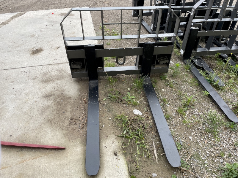 2025 CNH HD5548BO500 48 INCH HD PALLET FORK
