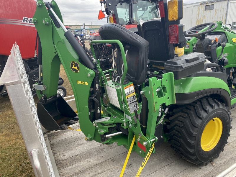 2023 JOHN DEERE 1025R TRACTOR PACKAGE WITH SNOWBLOWER
