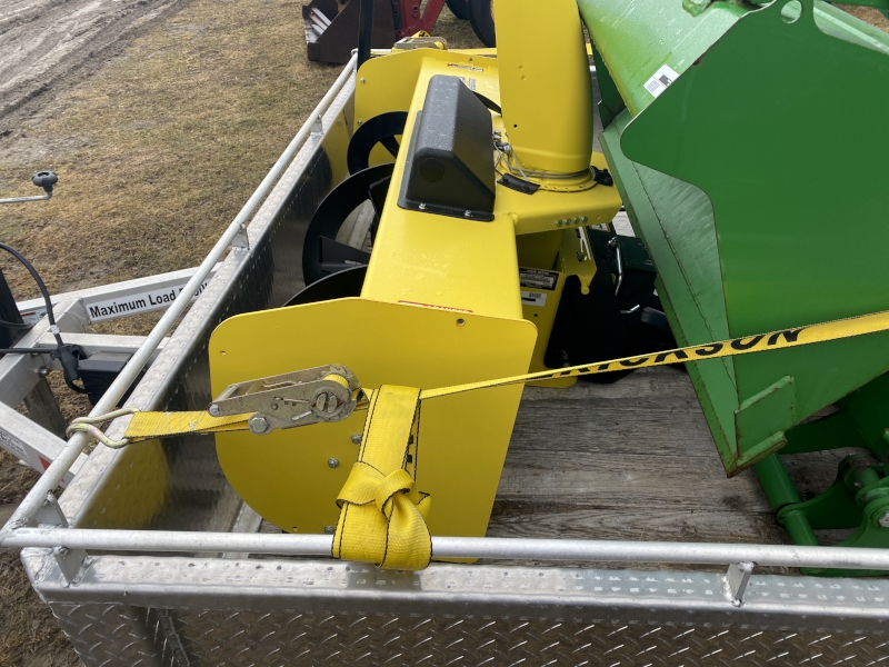 2023 JOHN DEERE 1025R TRACTOR PACKAGE WITH SNOWBLOWER