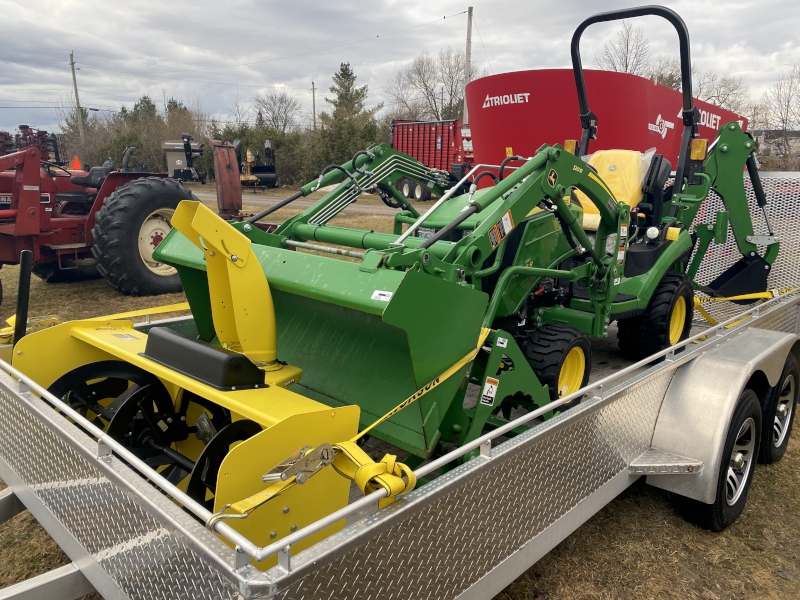 2023 JOHN DEERE 1025R TRACTOR PACKAGE WITH SNOWBLOWER