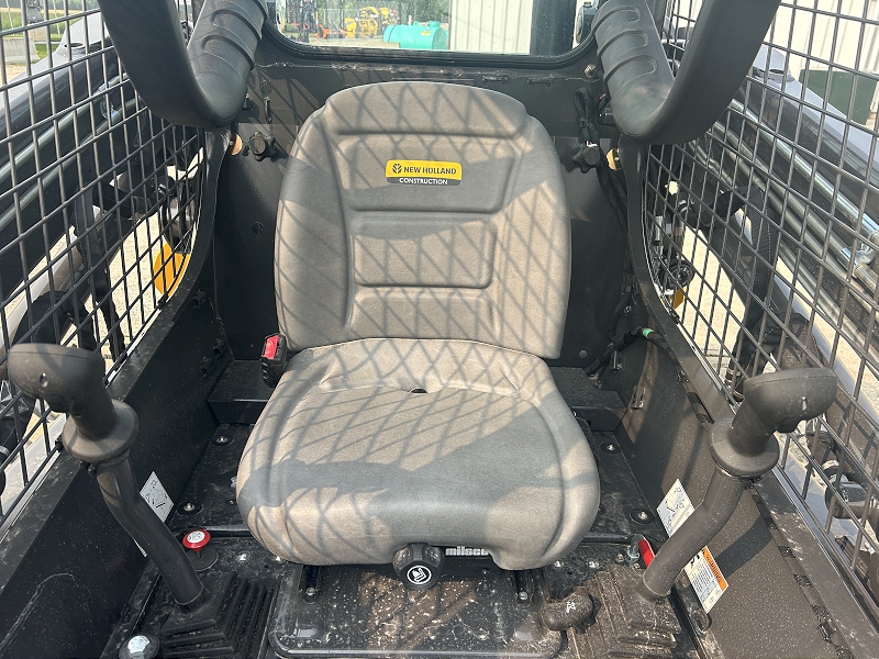 2025 NEW HOLLAND L320 SKID STEER LOADER