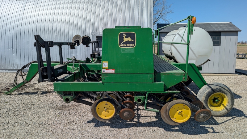 1991 JOHN DEERE 750 BOX DRILL