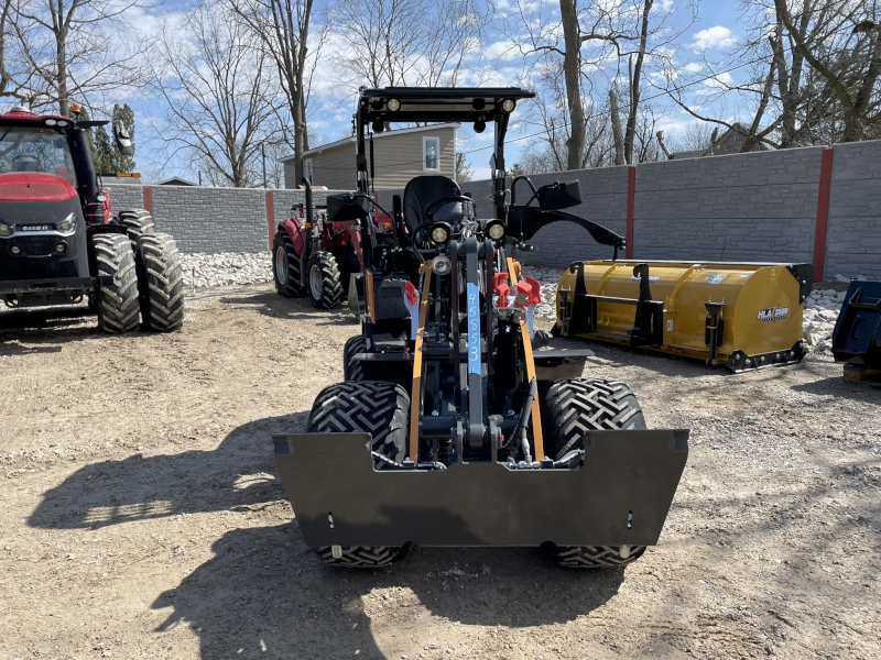 2025 CASE SL27 SMALL ARTICULATED LOADER