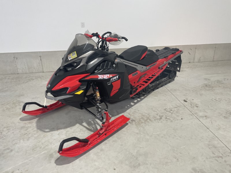 2024 LYNX XTERRAIN RE 850 E-TEC SNOWMOBILE