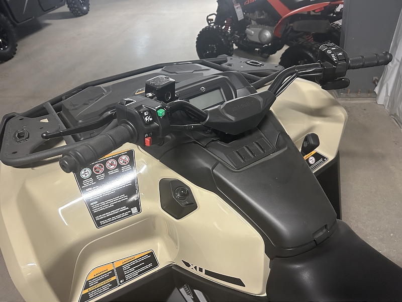 ATV & Utility Vehicles  2025 CAN-AM OUTLANDER PRO XU HD7 ATV Photo
