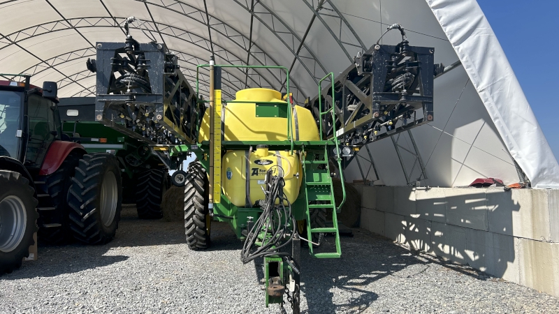 2014 TOP AIR 1600 PULL TYPE SPRAYER