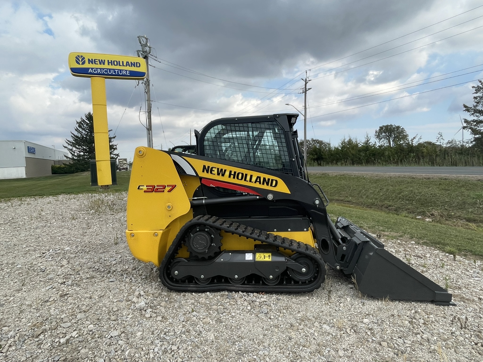 2025 NEW HOLLAND C327 COMPACT TRACK LOADER