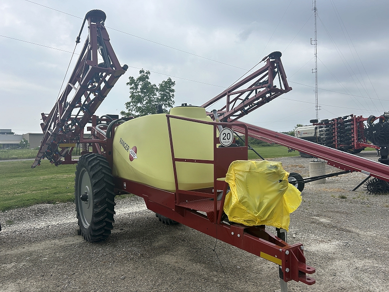 2025 HARDI RANGER 2000 PULL TYPE SPRAYER