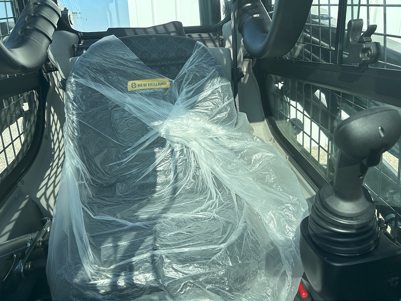 2025 NEW HOLLAND L320 SKID STEER LOADER