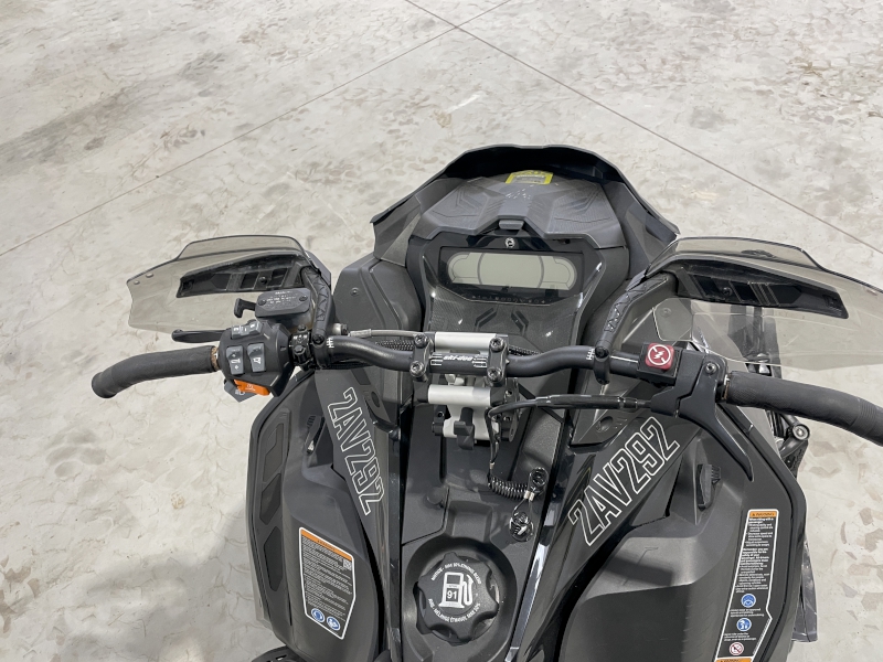 Snowmobiles  2022 SKI-DOO  RENEGADE X-RS 850 E-TEC SNOWMOBILE Photo