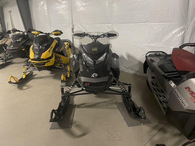 Snowmobiles  2022 SKI-DOO MXZ X 850 E-TEC SNOWMOBILE Photo