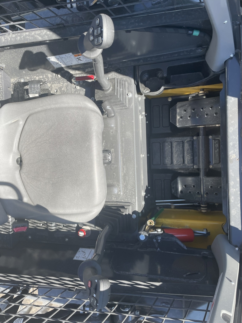 2026 NEW HOLLAND L320 SKID STEER LOADER