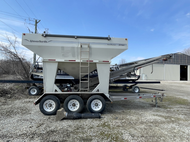 2009 UNVERFERTH 3750 SEED TENDER