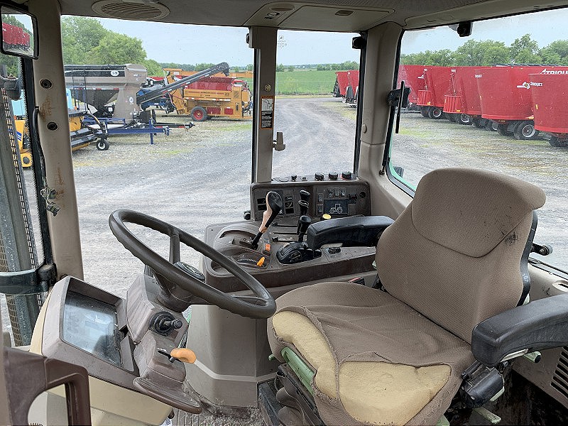 2006 JOHN DEERE 7520 TRACTOR