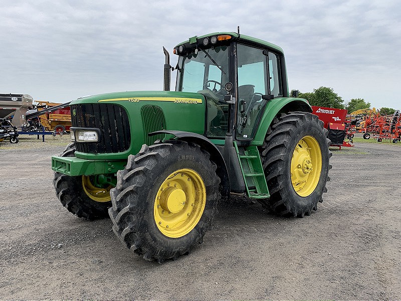 2006 JOHN DEERE 7520 TRACTOR